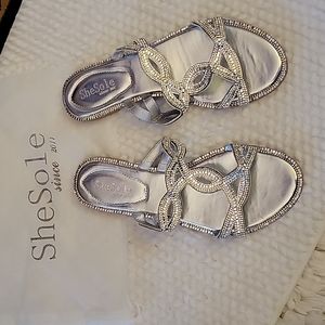 SheSole Silver Sparkle Rhinestone Flat Sandal Slides light cushion size 8 NEW…